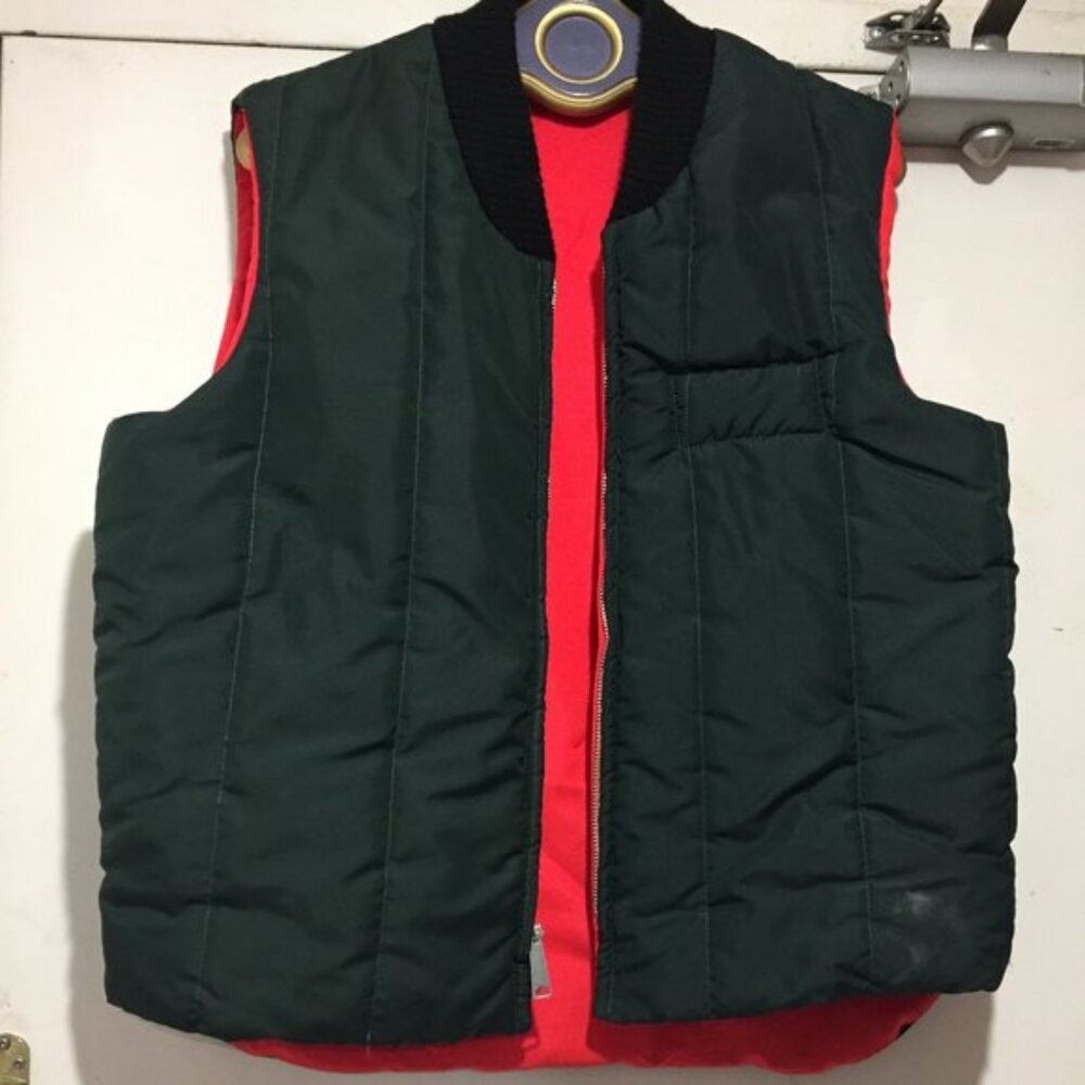 VINTAGE AVON SPORTSWEAR REVERSIBLE VESTS SIZE L